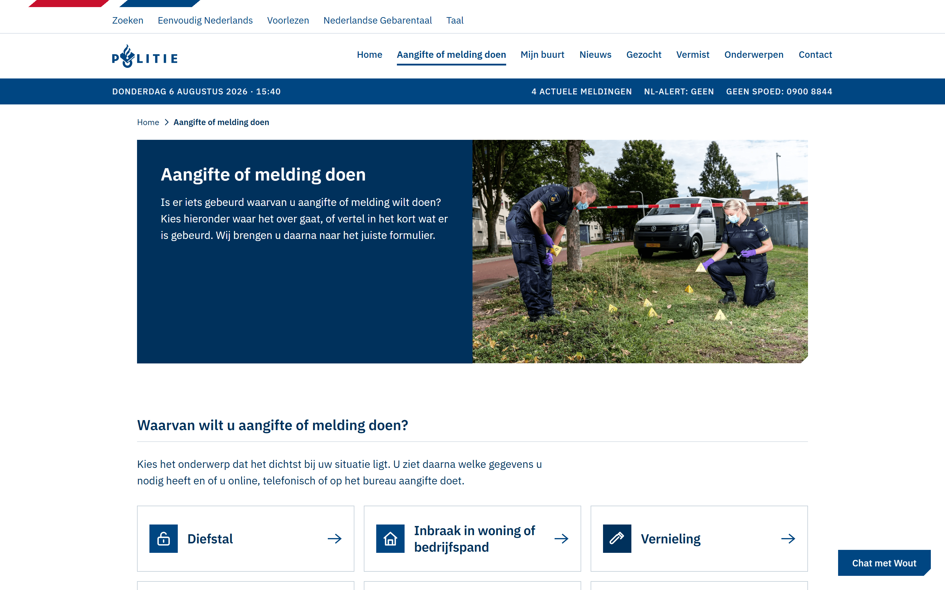 The reporting flow in the Politie.nl concept, laid out as numbered steps
